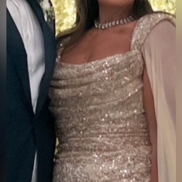 Elegant Gold Sequin Maxi Dress with Off-Shoulder Detail